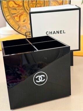 CHANEL Black Acrylic Cosmetic Caddy with White CC Emblem
